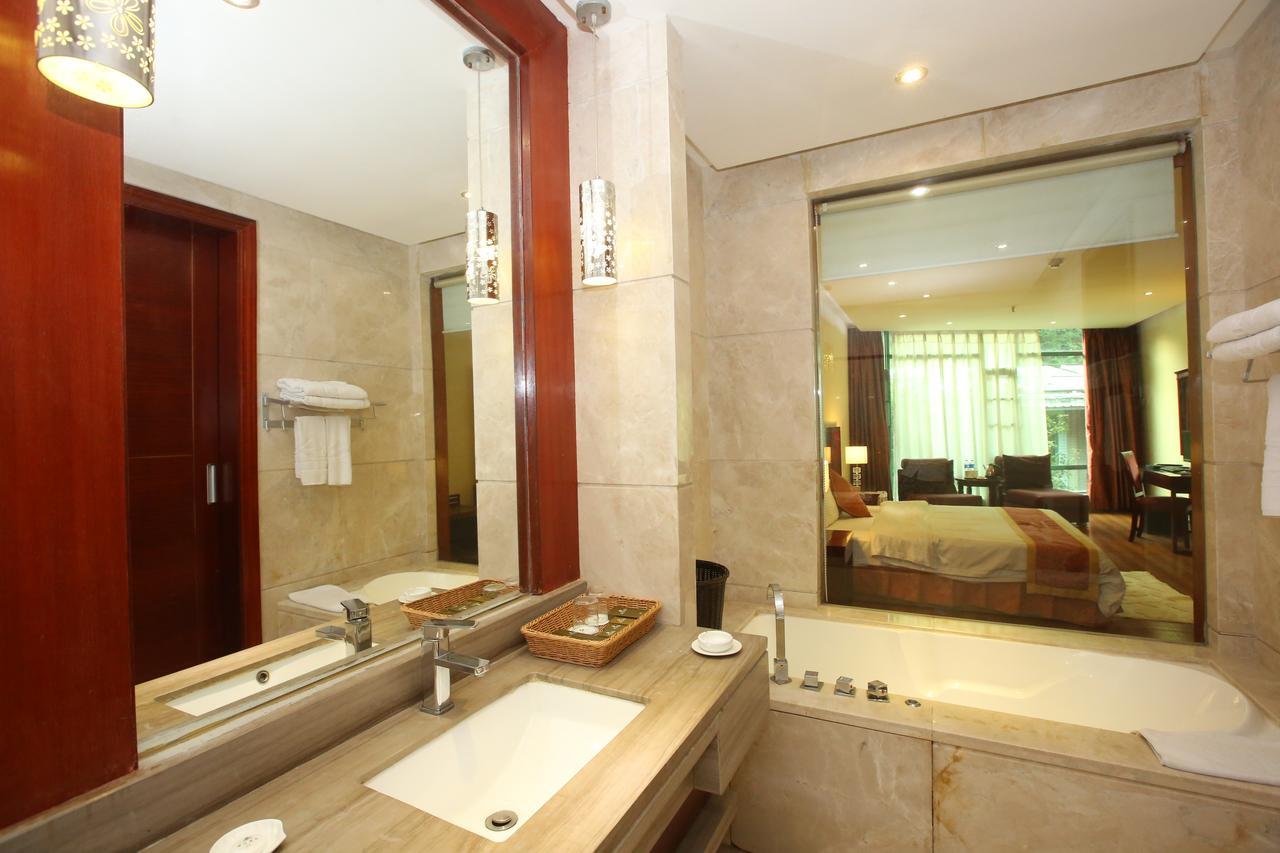 גואנגג'ואו Grand Villa Hotel מראה חיצוני תמונה