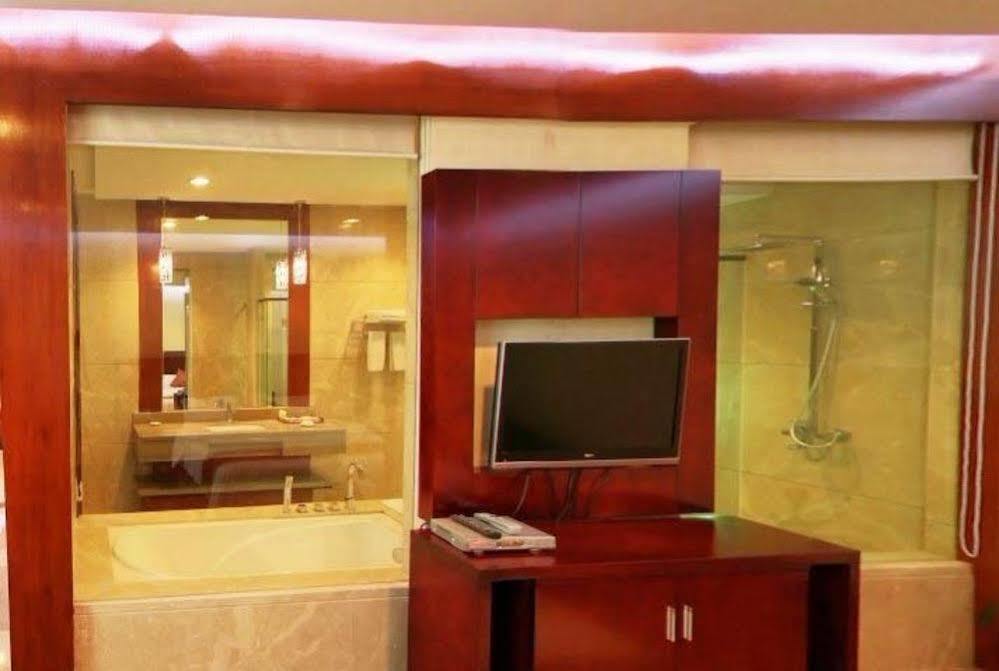 גואנגג'ואו Grand Villa Hotel מראה חיצוני תמונה